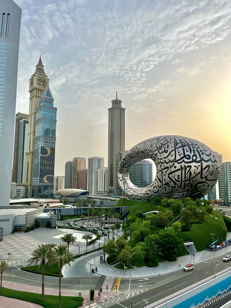 Dubai Luxury Escape – Burj Khalifa, Desert Safari & Abu Dhabi