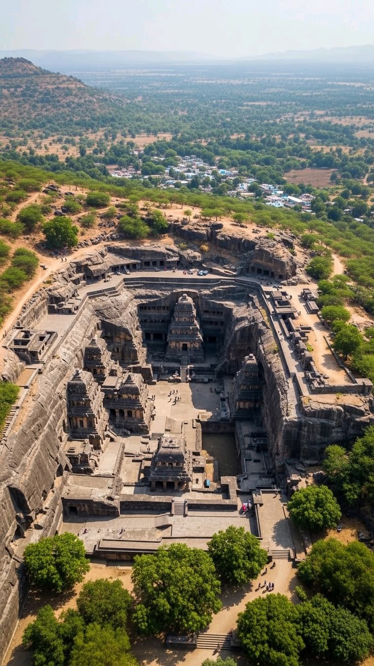 Ajanta Ellora & Mumbai Heritage Tour